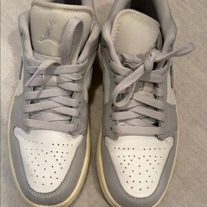 Jordan Men's Light Gray and White Sneakers